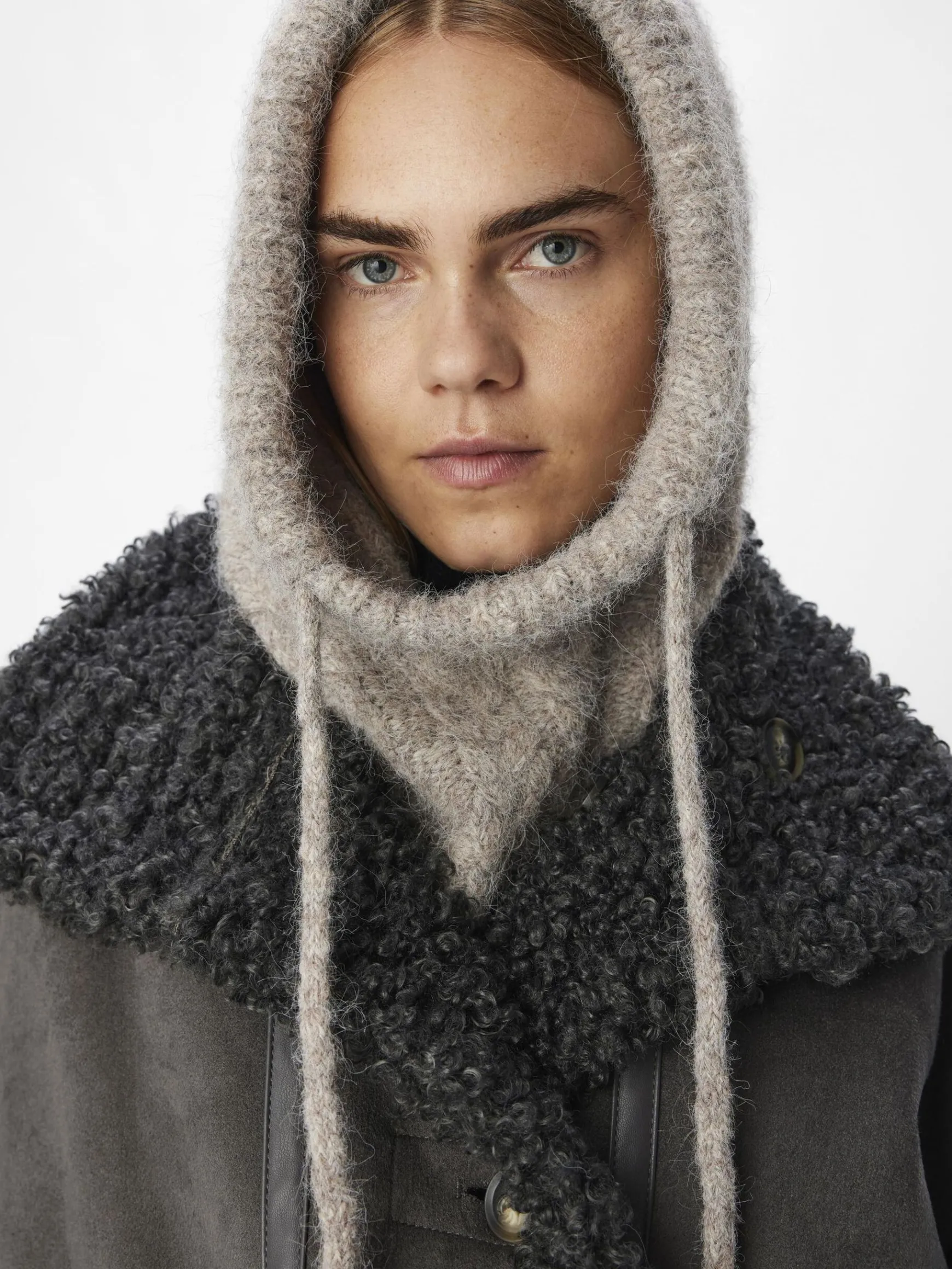 OBJECT Accessoarer*FLÄTSTICKAD BALACLAVA Humus