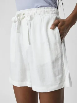 OBJECT Basic*HÖG MIDJA SHORTS Cloud Dancer